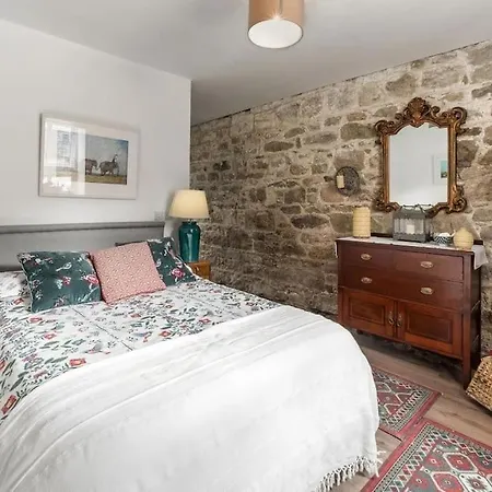 Hébergement de vacances Stunning Granite Barn Conversion